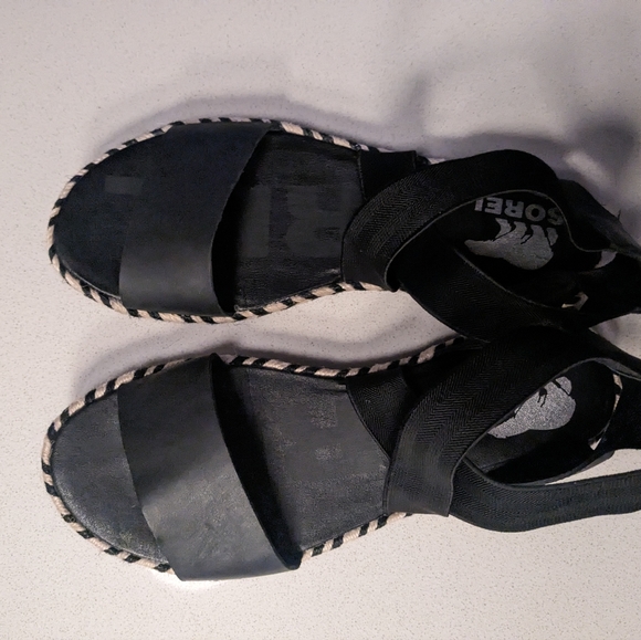 Sorel Ella II Sandals, Black Arrow 9.5 - Picture 3 of 5